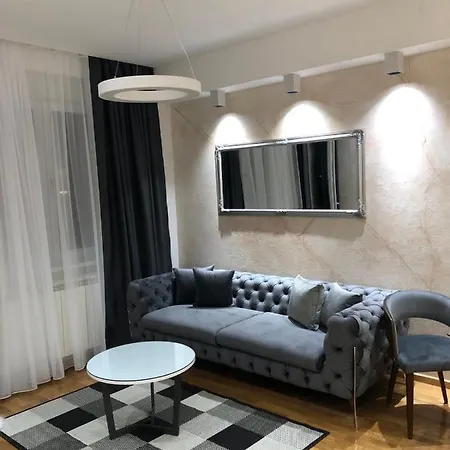 Lux 33 Apartment Kragujevac